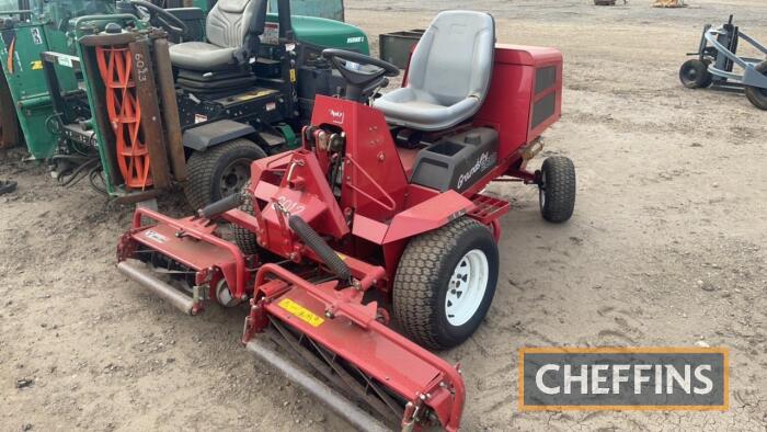 Toro Ground Pro 2000 Diesel Ride on Cylinder Mower. Direct from a deceased estate. Hours: 712
