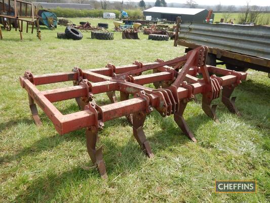 Massey Ferguson/Bomford 907017 Powertrac mounted chisel plough and qty of chisel plough points