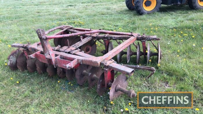 Massey Ferguson 28 disc harrows Serial No. 46610