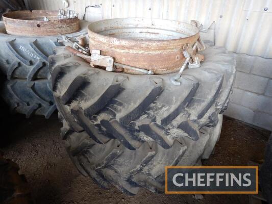 Pr. 520/70R38 dual wheels and tyres with clamps