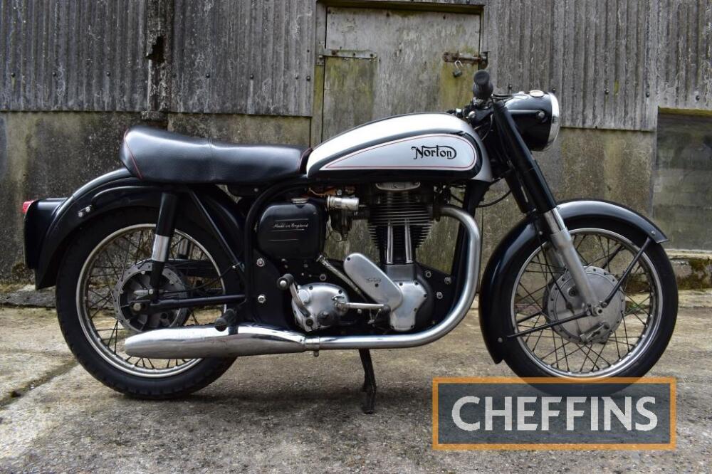 PLEASE NOTE NEW CORRECT ENGINE NO 1960 350cc Norton Model 50