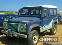1993 2495cc Land Rover Defender 90 Reg. No. JBZ 7682 Chassis No. SALLOVAF7KAA926625 Described by the vendor as being in above average condition, the turbo diesel Defender is fitted with a Champion C9500 EWX winch with wireless and manual controls. Front a
