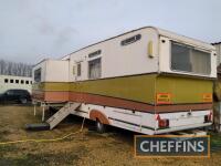 1970s Sipson coach built living wagon finished in cream and gold. Fitted with pull-out side, 2 bedrooms, fully fitted kitchen, bathroom and full central heating. The vendor describes it as a very nice living van that would benefit from some TLC