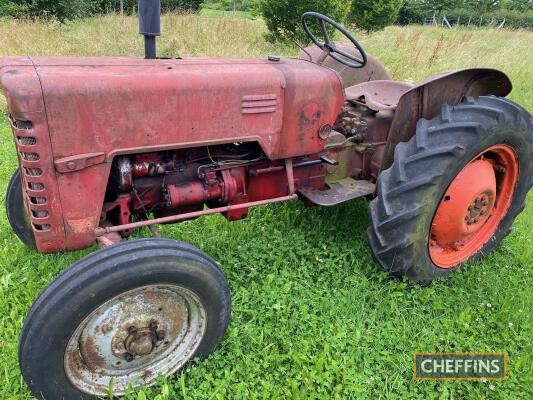 INTERNATIONAL B250 diesel TRACTOR Serial No. 18924A