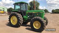 JOHN DEERE 4450 Powershift 6cylinder diesel TRACTOR Serial No. RW4450PO31327 Stated by the vendor to be in good working order and recently fitted with new tyres all round