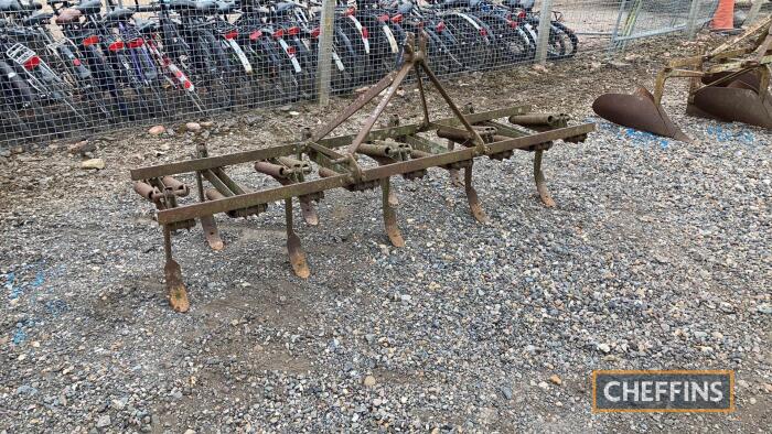 Ferguson spring tine cultivator
<br/>