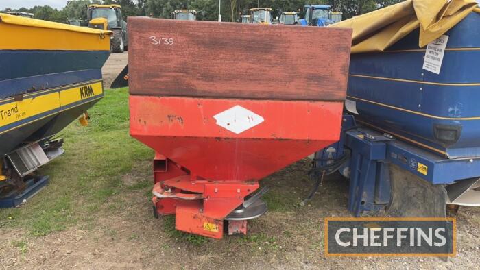 1996 Kuhn Fertiliser Spreader C/C: 84324200