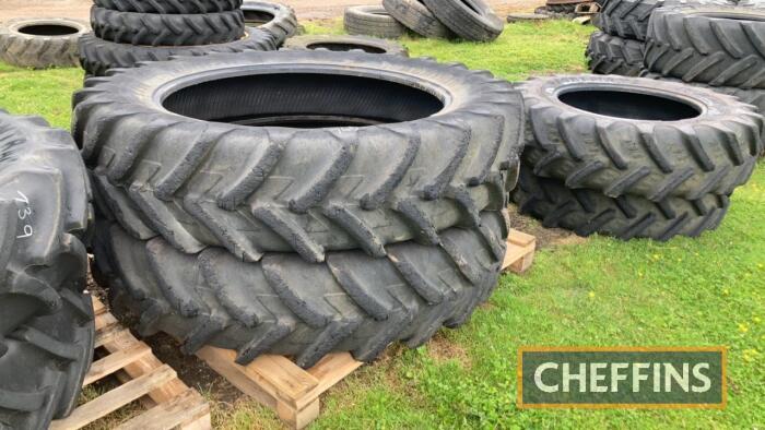 2no. Michelin Agri 420/80-46 C/C: 40122000