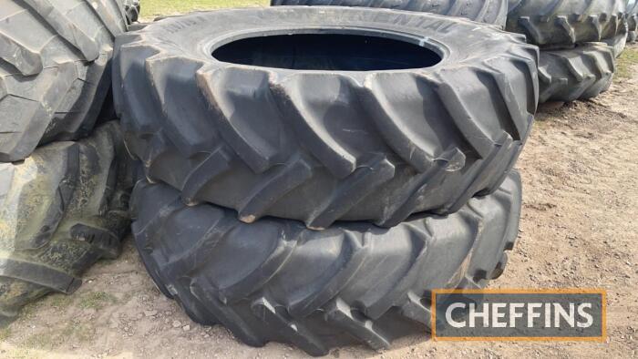 2no. 520x85 R42 Tyres C/C: 40122000