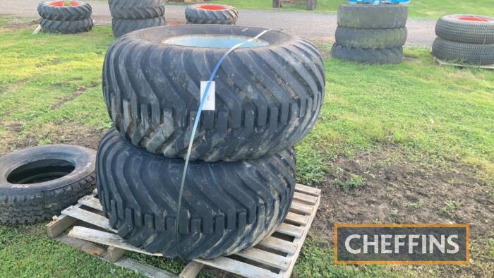 Pr. of 550/60x22.5 Wheels & Tyres c/w bolt in 10 stud centres C/C: 87087099