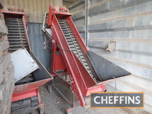 De Lignie free-standing mobile bagger/weigher with 300mm main belt with 100mm top up belt, 3phase For spares or repair