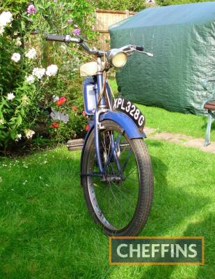 1969 49cc Raleigh Runabout RM6 MOPED Reg. No. XPL 328G Frame No. 026290 The 1960s 'shopper' is stated to run and ride well and to have been in regular use, vendor states that a V5 is supplied. Estimate: £400 - £600