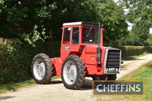 MASSEY FERGUSON 1200 6cylinder diesel TRACTOR Reg. No. GTO 645N Serial No. 900268 Fitted with rear linkage, indicator stalks, engine side panels and Multi-Power on 13.6/12-38 wheels and tyres