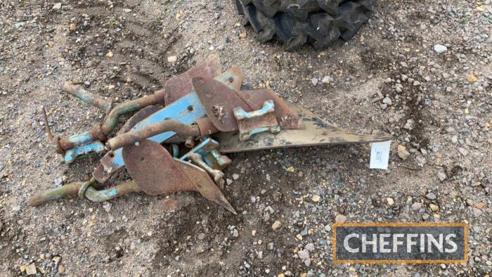 Qty Ransomes plough parts