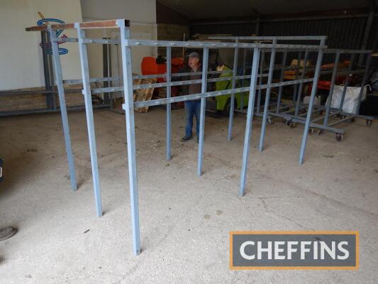 6-section free-standing poultry racking (c.480 bird)