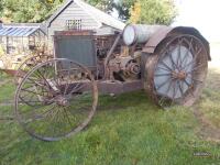 c1920s HUBER Super 4 4cylinder petrol/kerosene TRACTOR
<br/>Serial No. 7527
<br/>One of only a few in the UK fitted with a 6.3ltr Midwest engine producing 15hp at the wheel and 30hp at the belt