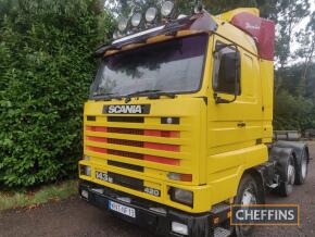 1995 Scania 143 V8 6x2 Tractor Unit
<br/>Reg. No. N/A
<br/>Fitted with a Hi-Line cab with air conditioning, mid-lift axle, tipping gear and air suspension. Not UK registered but supplied with a NOVA number and a quantity of documentation.
<br/>Key and doc