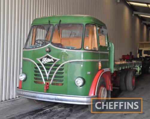 1963 Foden S20 4cylinder 4x2 Flatbed
<br/>An earlier restoration, fitted with a Foden FD4 2-stroke engine and 12-speed gearbox 
<br/>Reg. No. 620 UAU 
<br/>V5 in office 
<br/>Estimate: £6,000 - £8000
<br/>