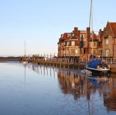 £200 voucher towards a reservation at Blakeney Hotel.Blakeney Hotel is a luxurious north Norfolk coastal hotel. With its quayside location it has magnificent views across the estuary and salt marshes to Blakeney Point.Please refer to blakeney-hotel.co.uk