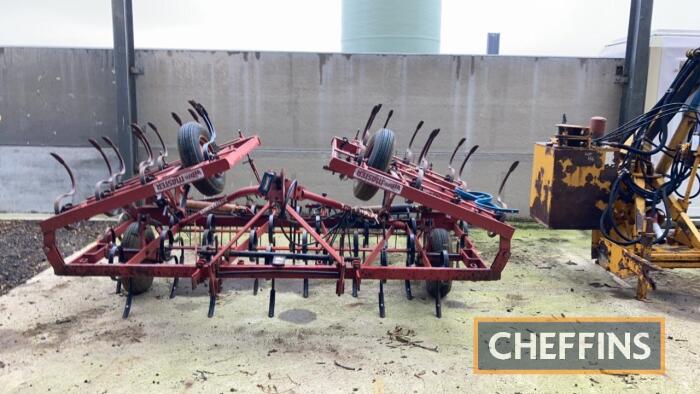 Kongskilde SGC Vibromaster mounted hydraulic folding springtine cultivator, c.6m