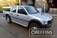 2003 ISUZU 2.5Ti 5speed diesel manual crewcab 4x4 PICK-UP Fitted with towbar, alloys and side steps on 265/70R16 wheels and tyres Reg. No. AY52 LLK Serial No. JAATFS54H27102346 Mileage: 58,502 FDR: 16/01/2003 MOT until: 28/08/2022 Colour: silver