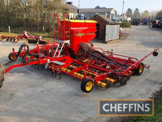 2011 Vaderstad Rapid RDA 800S trailed hydraulic folding disc coulter drill, fitted with `system disc`, 3-row coulters, front depth wheels pre-em and bout markers, 8m Front levelling paddles not fitted but available, 11057 Ha, Serial No. RDA-15623