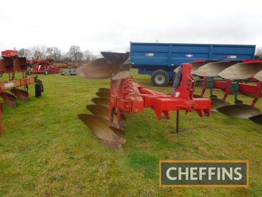 1997 Gregoire-Besson HRPB9 mounted 5furrow (4 + 1) on land reversible plough, skimmers, manual vari-width, TA8 bodies, 6th furrow available, but needs repair Model: HRPB9-616-160-900 Serial No. 10100