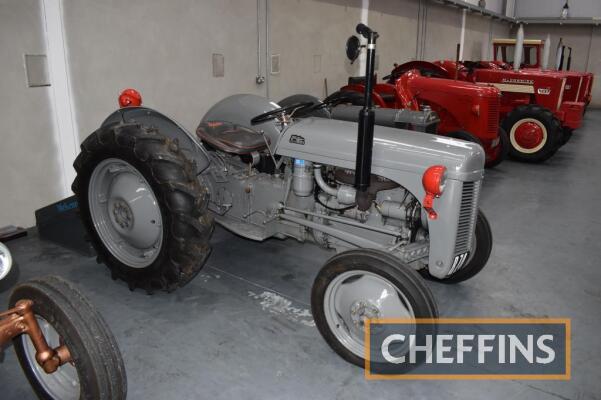 FERGUSON TEF-20 4cylinder diesel TRACTOR Reg. No. RZ4 757 Serial No. TEF483820 Fitted with 3point linkage mounted transport box and lighting set on 12.4-28 rear and 4.00-19 front wheels and tyres