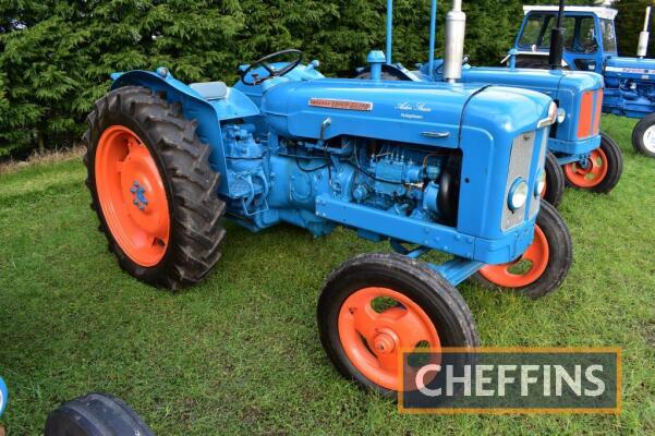 FORDSON Super Major 4cylinder diesel TRACTOR Reg. No. BOO 511 (expired) Fitted with swinging drawbar and cast 3-spoke front wheel centres