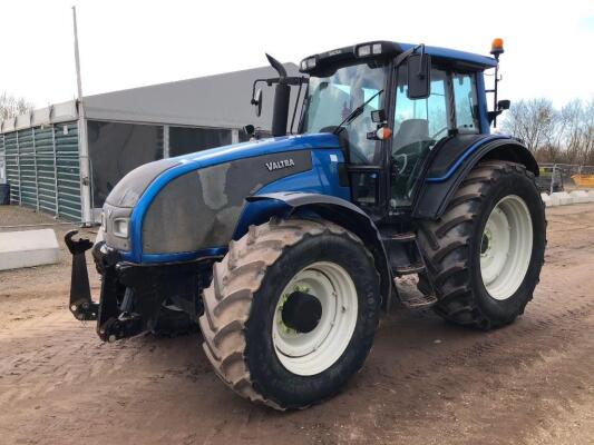 2010 Valtra T171HT 4wd Tractor c/w 50kph, front & cab suspension, front linkage, 650/65 R42 & 540/65 R30 Reg. No. DK60 BVY