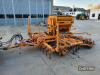 1999 Simba Freeflow trailed hydraulic folding tine coulter drill with tyre press, bout markers, 4m Serial No. 90239069