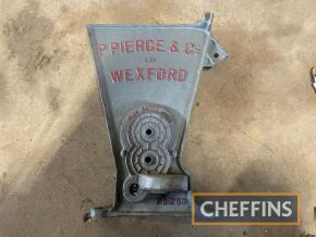 P. Pierce & Co. Ltd, Wexford cast iron plate, 19 x 13ins