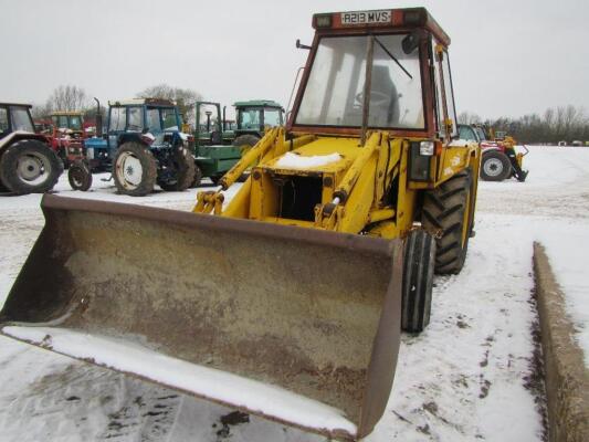 JCB 3CX-2 Digger Loader c/w one bucket