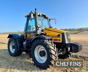 2004 JCB 2140 6cylinder diesel 4ws TRACTOR Reg. No. WU04 KKD Serial No. 500741145 A very low houred tractor showing just 318 hours, fitted with front weights