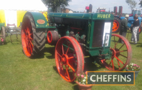 1927 HUBER 18/39 4cylinder petrol TRACTOR Stated by the vendor to be in good running order, having been regularly used at working events and shows. An older restoration