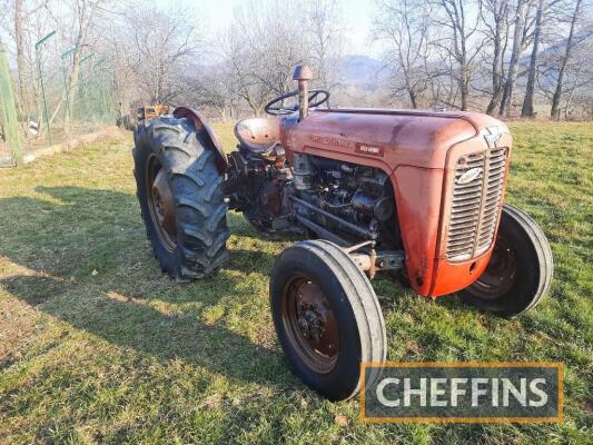 MASSEY FERGUSON 35X 3cylinder diesel TRACTOR Described as being an original tractor that runs well