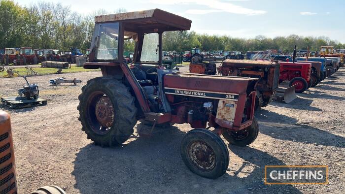 INTERNATIONAL 384 4cylinder diesel TRACTOR