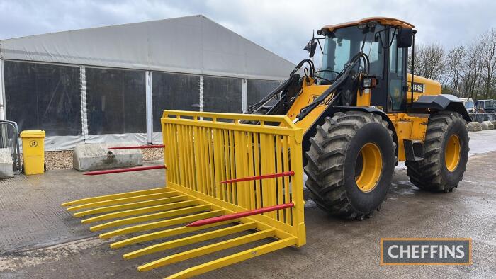 JCB 414S Agri Loading Shovel c/w air con, soft ride, unsed 10ft silage fork Hours: approx 9600 Ser. No. JCB414OSV81242570