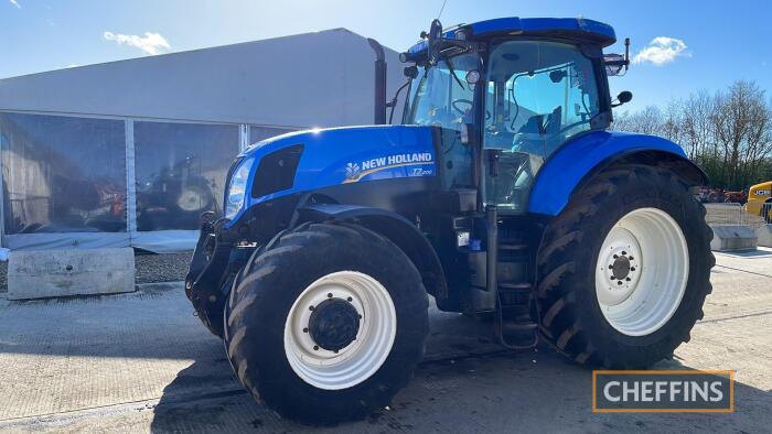 New Holland T7.200 Tractor c/w front linkage & PTO, 50kph, air brakes, full suspension Reg. No. SP62 BFK