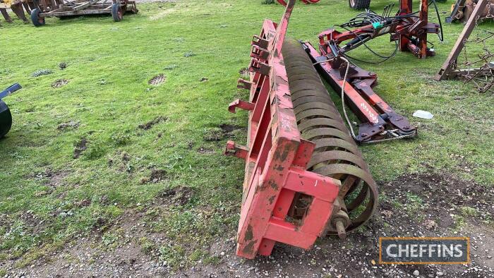 Flexicoil Roller in Trailed Frame approx 12ft wide UNRESERVED LOT