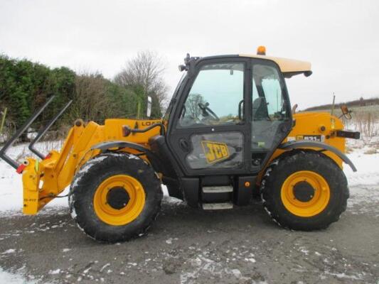 2009 JCB 531/70 Farm Super Loadall c/w pallet forks, puh, air con, current test certificate until Nov 2018 Reg. No. FX59 EVG