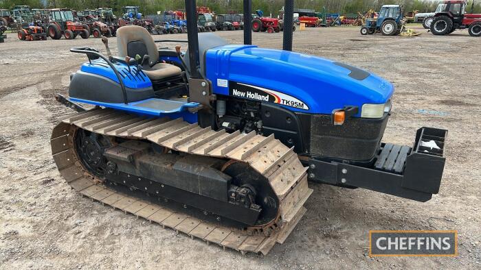 2003 NEW HOLLAND TK95M diesel CRAWLER TRACTOR An uncommon example