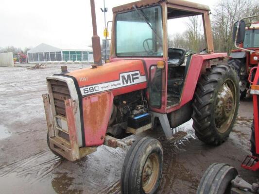 Massey Ferguson 590 2wd Tractor Reg. No. CRP 279P