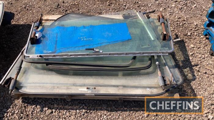 Ford Q cab rear window spares