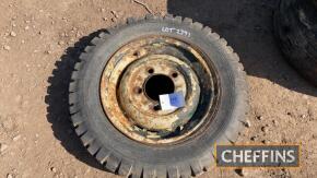 Land-Rover Series 2 600/16 wheel and tyre