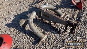 Massey Ferguson pressure control hitch