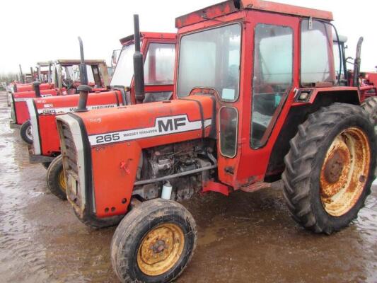 Massey Ferguson 265 Tractor