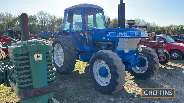 1983 FORD TW-15 6cylinder diesel TRACTOR Serial No. A914420 No lift arms supplied