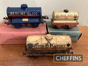 Hornby 'O' gauge liveried petrol tank wagons, two boxed (3)