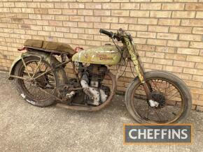 1947 349cc ROYAL ENFIELD Model G project MOTORCYCLE Reg. No. CCT 208 Frame No. 3657 Engine No. 3657 Straight from the shed, the Lincolnshire registered rigid framed Model G is offered for sale with a 1954 issued RF60 logbook. It has been with the same fam